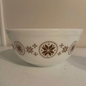 Pyrex Town and Country Mixing Bowl 2 1/2 qt #403